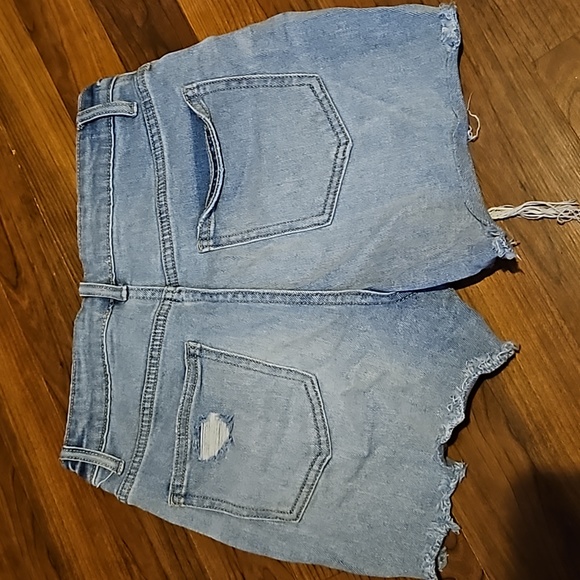 Womens Shorts - Picture 8 of 15